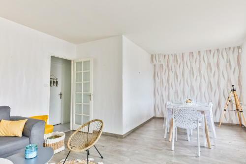 Jolie Maison � Saint Jean de Monts Avec Piscine