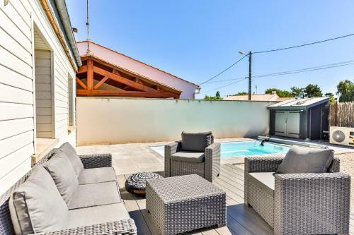 Jolie Maison � Saint Jean de Monts Avec Piscine