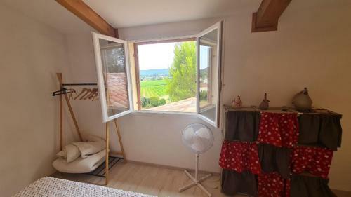 Les 2 Mazets Proven�aux