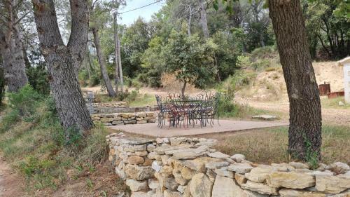 Les 2 Mazets Proven�aux
