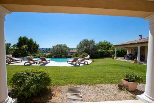 Villa Neo-proven�ale Vue Panoramique
