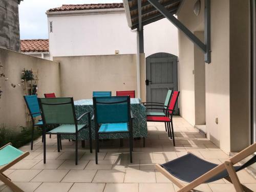 Maison La Ribambelle � Saint-trojan Pour 6 Pers