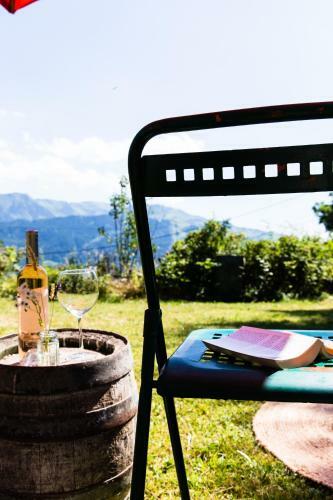 Chalet Familial Authentique Avec Jardin/chemin�e