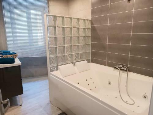 Apartamento Le Temps Suspendu / Baln�o / Sauve