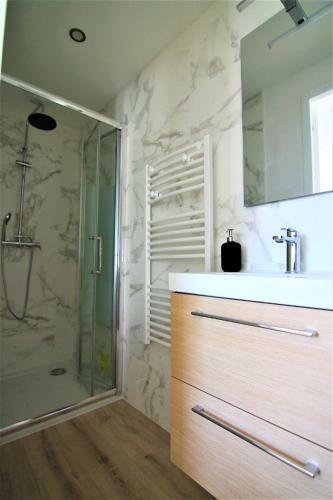 Apartamento T2 Lumineux - Segr� Hyper Centre - Wifi - Netflix