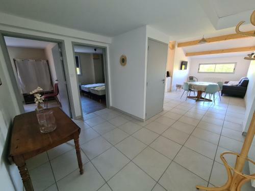 Apartamento Le S�choir Des Acacias, G�te Les Ch�nes Verts