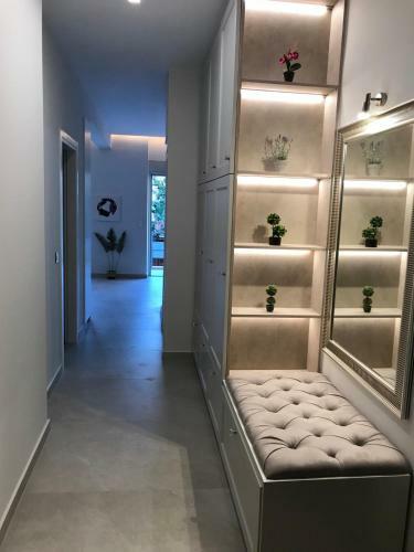 Elegant Central Square Apartment
