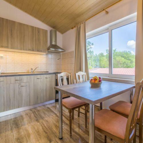 Apartmani S Dvije Sobe 4 Osobe