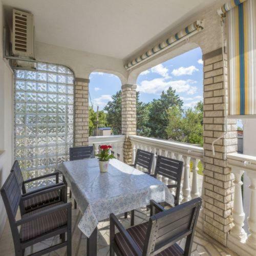 Apartmani S Dvije Sobe 4 Osobe