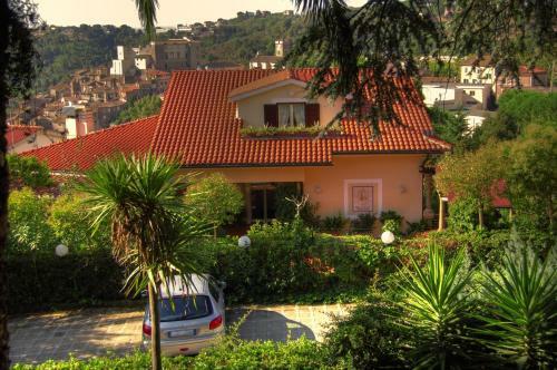 Clarice Hotel