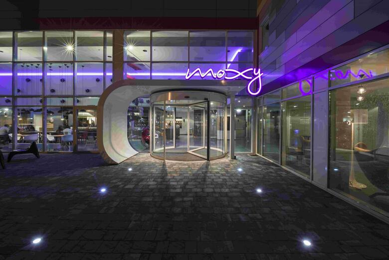 Hotel Moxy Milan Malpensa Airport
