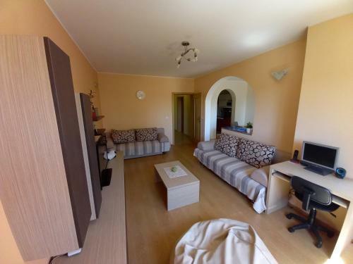 Holiday Home 111