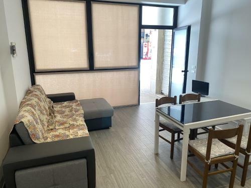 Apartamento Lcc - Centralissimo - 100 Mt Da Piazza Mazzini - 50 Mt Dal Mare