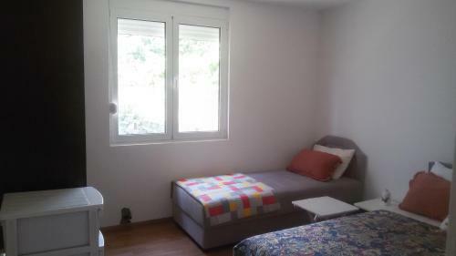 Hostal Room In Vacation Home