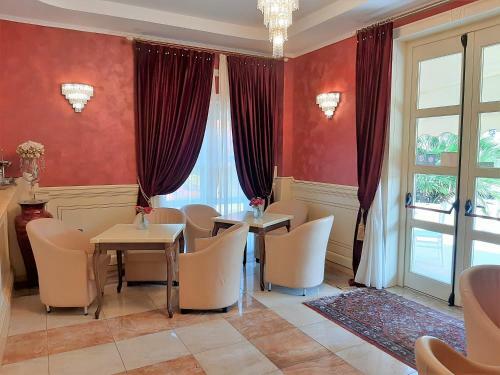 Regina Di Saba - Hotel Villa Per Ricevimenti