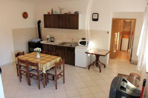 Apartment Djurdjica