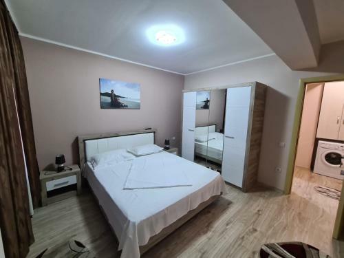 Apartamento Moon Light 2 Camere Etaj 6 Vedere Laterala Lac