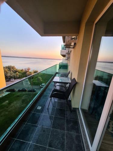 Apartamento Moon Light 2 Camere Etaj 6 Vedere Laterala Lac