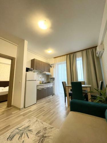 Summerland Beach Apartments