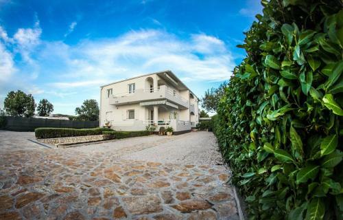Apartmani Bartoli?