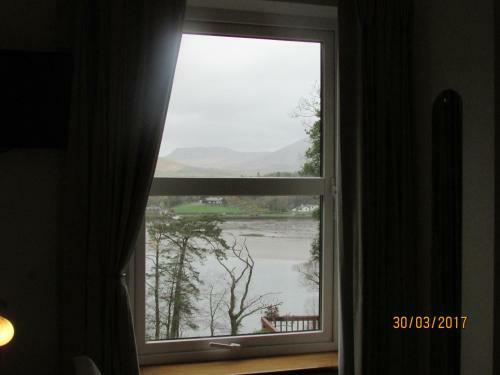 Hostal Watersedge Seaviews