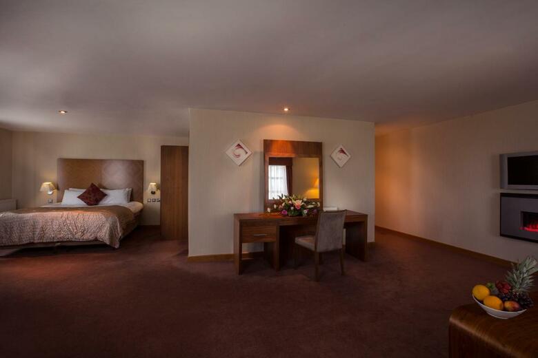 Westgrove Hotel