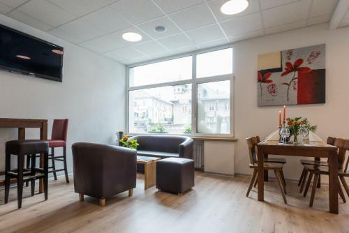 Hostal Hotel Du Pont