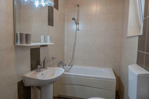 Hostal Guesthouse Kamarin