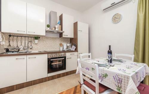 Hostal Apartmani Sandra Prpi?