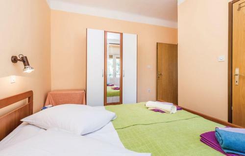Hostal Apartmani Sandra Prpi?