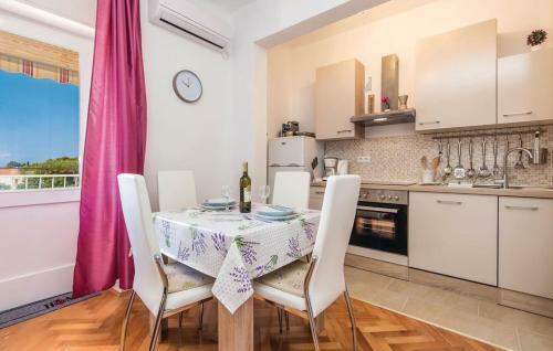 Hostal Apartmani Sandra Prpi?
