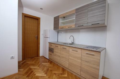 Apartmani Pranji?
