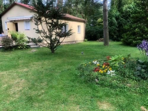 Dwa Prywatne Domki Letniskowe Nad Jeziorem ?ukcze