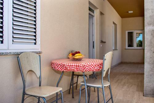 Apartman Ante