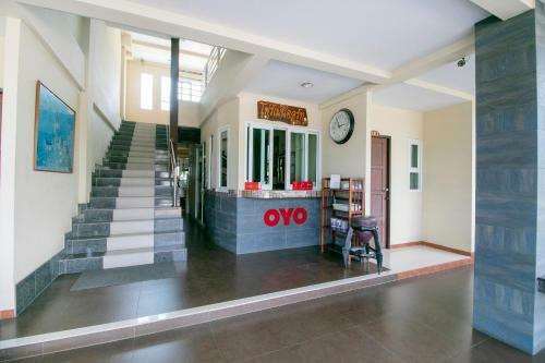 Hotel Oyo 75387 4 Men Court