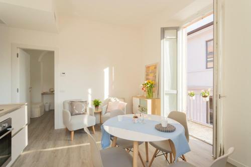 The Little Prince Apartment By Rent All Como