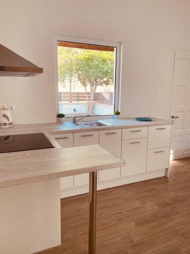Apartamento Louvros Luxury Suittes