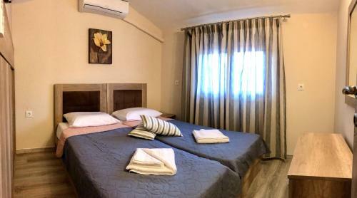 Dafni Dolphins House Villas