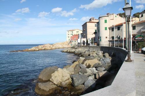 Apartamento Bilocale 'il Belvedere' ---- A Due Passi Dal Mare