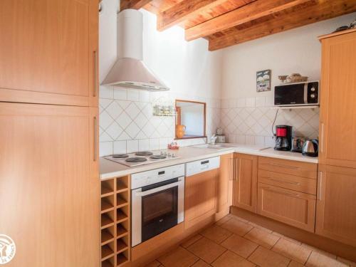 G�te �chandelys, 4 Pi�ces, 6 Personnes - Fr-1-630-142
