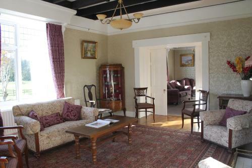 Hostal Riversdale Farm Guest House And Leisure Centre