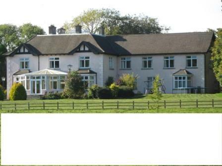 Hostal Riversdale Farm Guest House And Leisure Centre