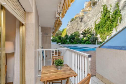 Pool Apartment Near Beach 5