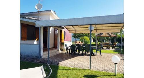 'fausty' - Villa 4/6 Posti A 300 Mt Dal Mare
