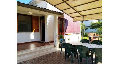 'fausty' - Villa 4/6 Posti A 300 Mt Dal Mare