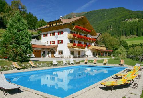 Hostal Pension Alpeggerhof
