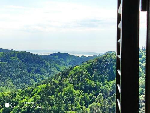 Antica Casa In Collina Con Vasta Terrazza E Panorama Sul Mare