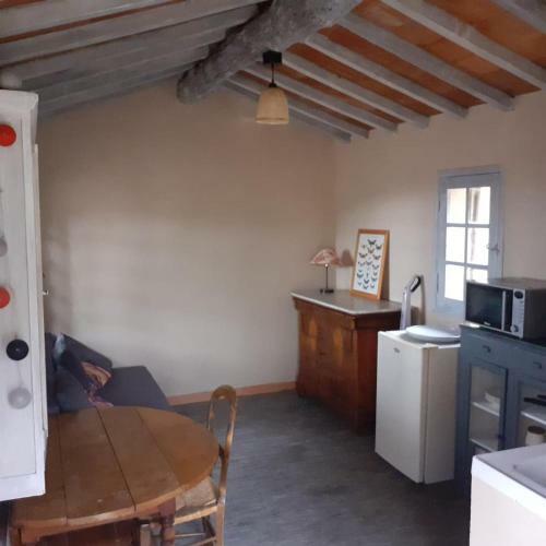 Authentique Cabanon Proven�al