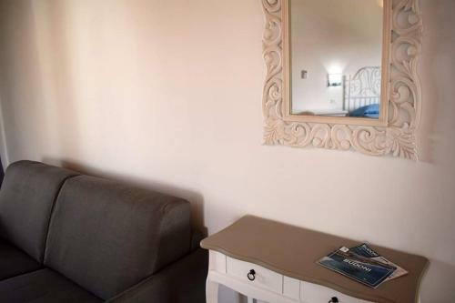 Hostal Corallo Rooms