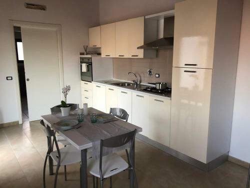 Apartamento Bilocale Con Terrazza